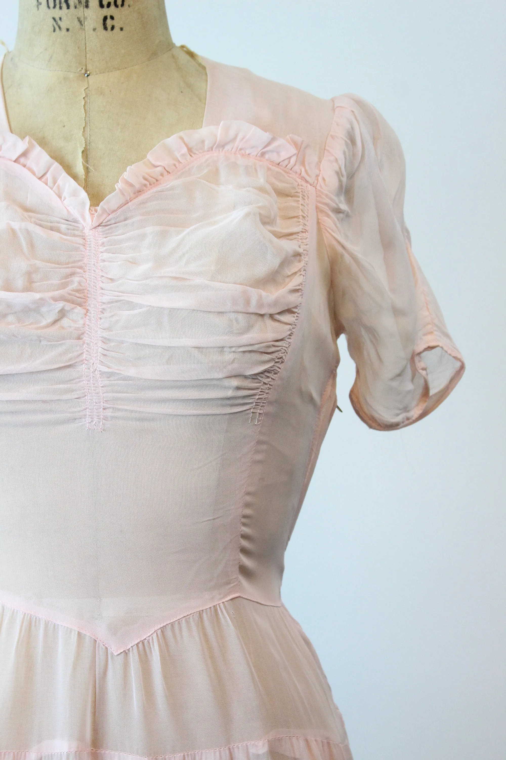 1940s PALE PINK puff sleeves dress gown small medium | new spring summer