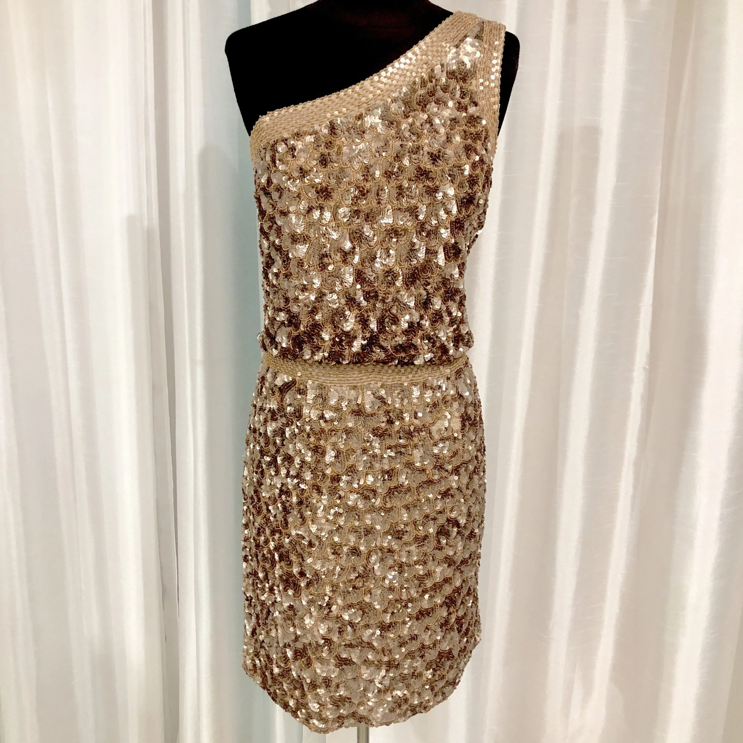 AIDAN MATTOX Gold Sequined One-Shoulder Band Short Dress Size 12