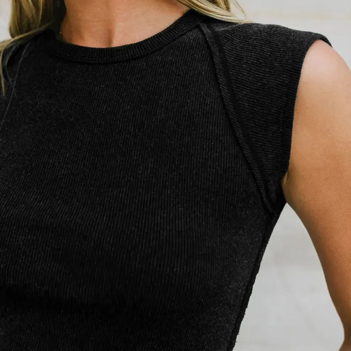Exposed Seam Round Neck Tank