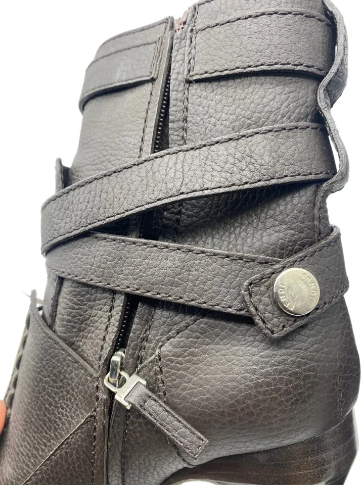 Fendi Couture Runway Diana Boots Women's size 38 (US 8)