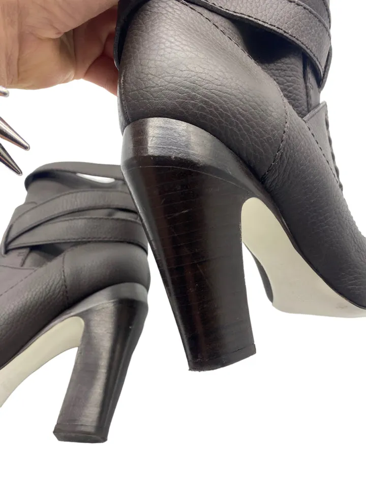 Fendi Couture Runway Diana Boots Women's size 38 (US 8)