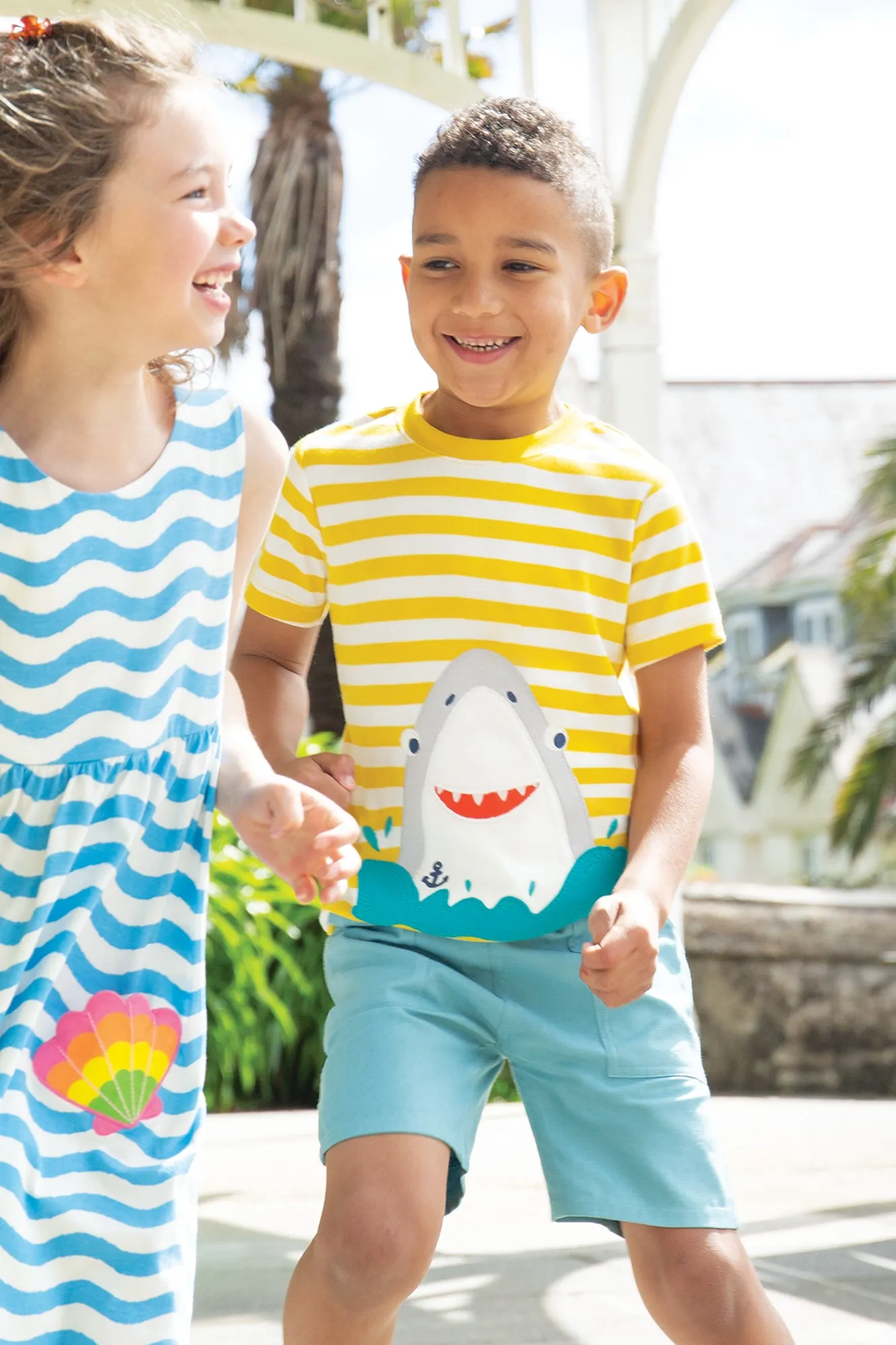 Frugi Sid Yellow Stripe Shark T-Shirt Mj5bi