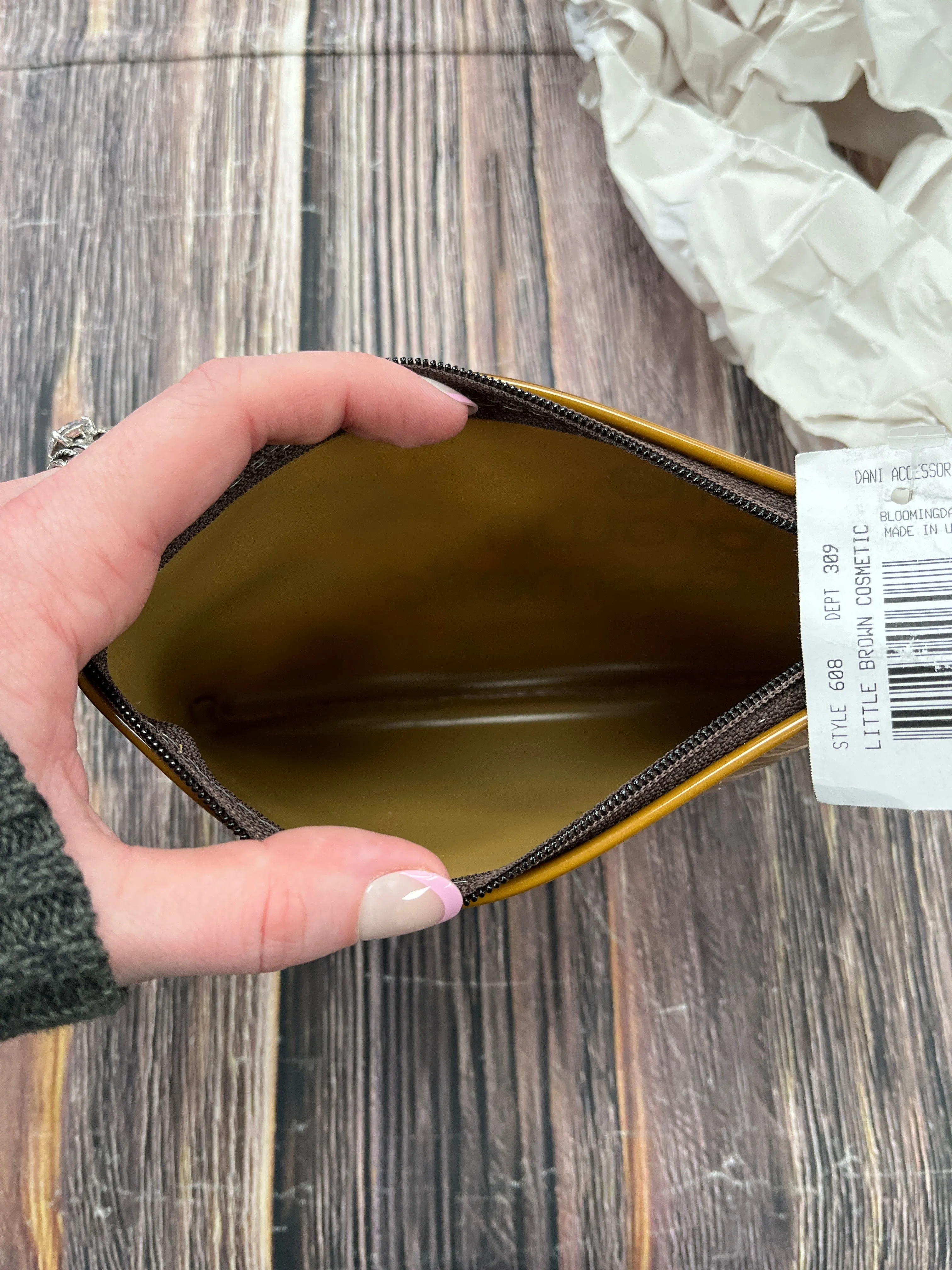 Handbag By Clothes Mentor, Size: Medium