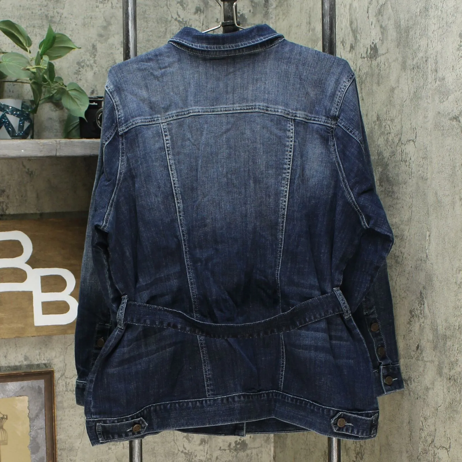 Laurie Felt Women's Plus Size Classic Denim Belted Jacket
