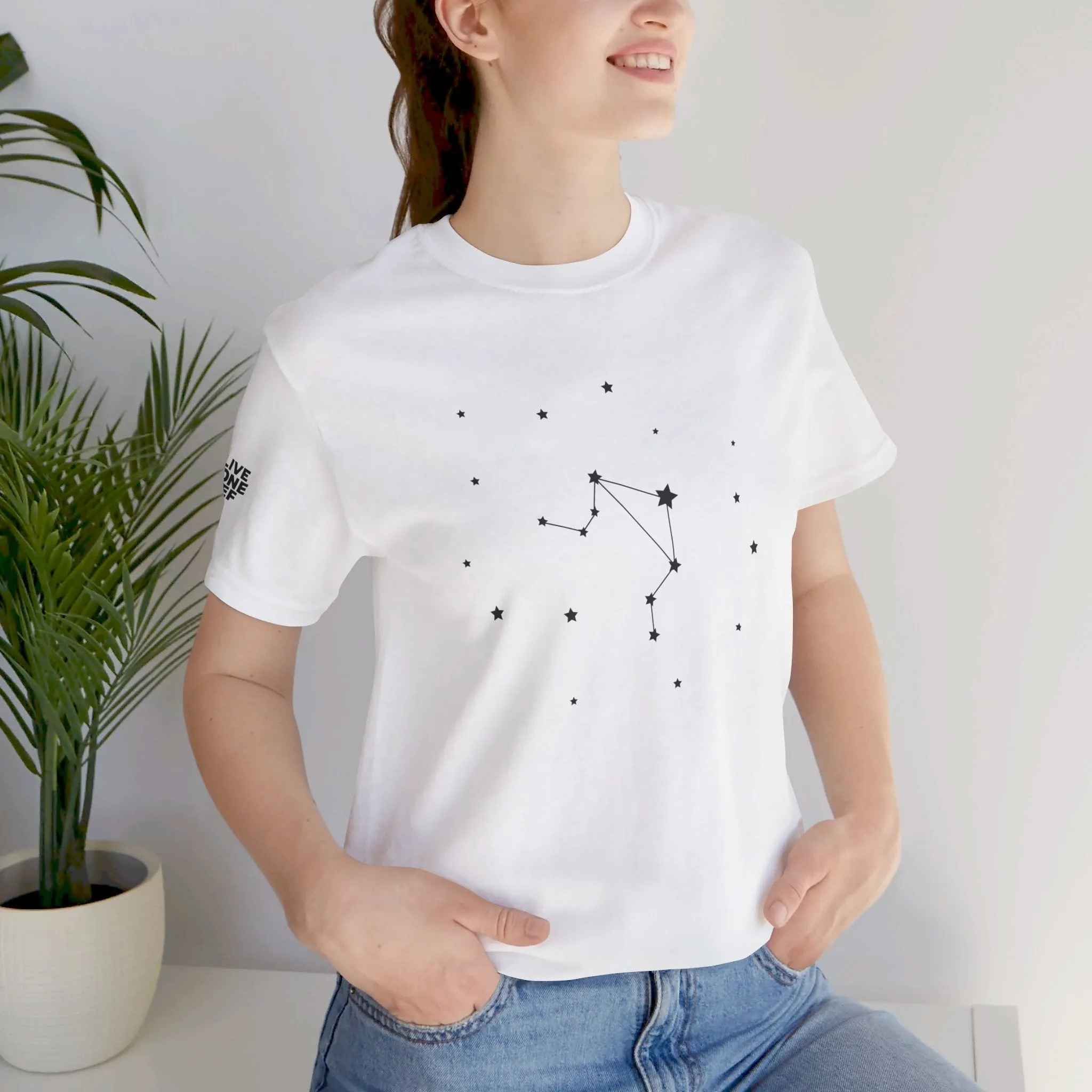 Libra  - Unisex Jersey Short Sleeve Tee