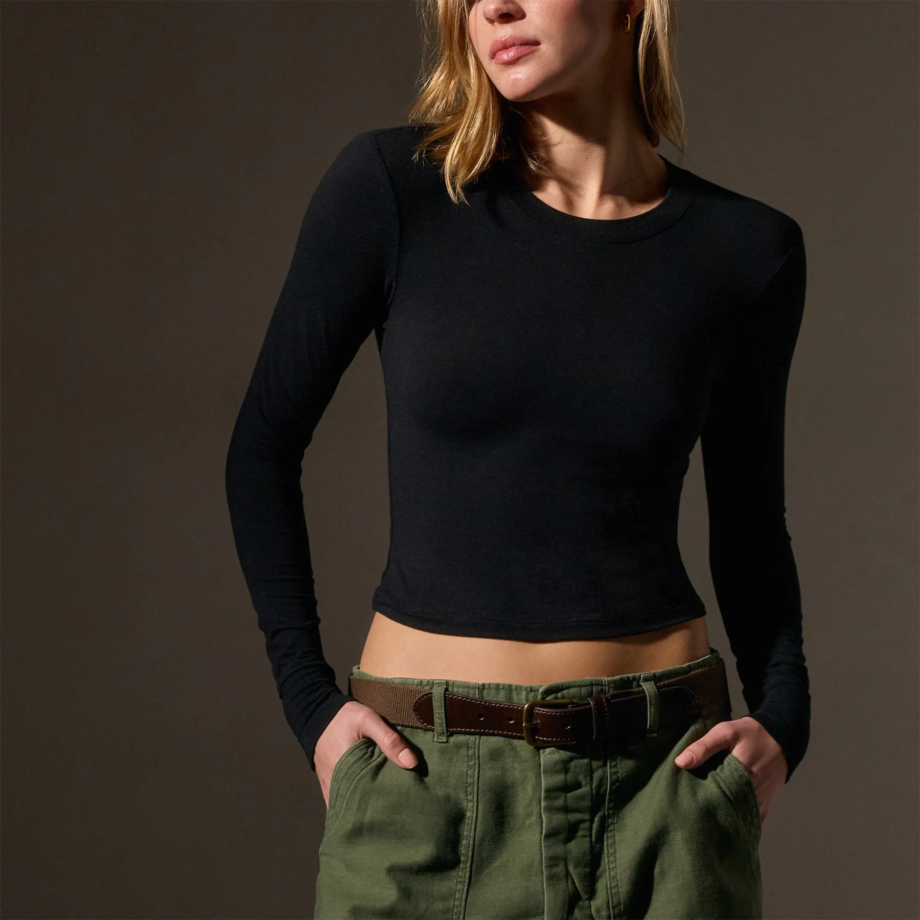 Long Sleeve Cropped Tee - Black