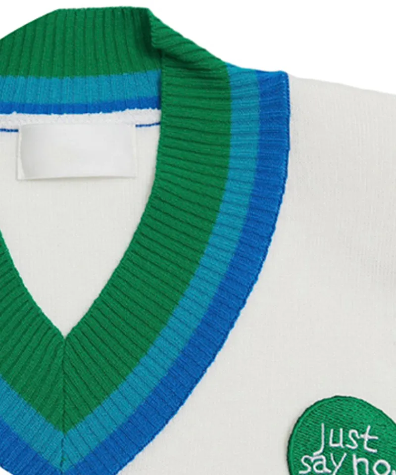 Q.C PLAY: Two-Tone Patch V-Neck Knit - Ivory