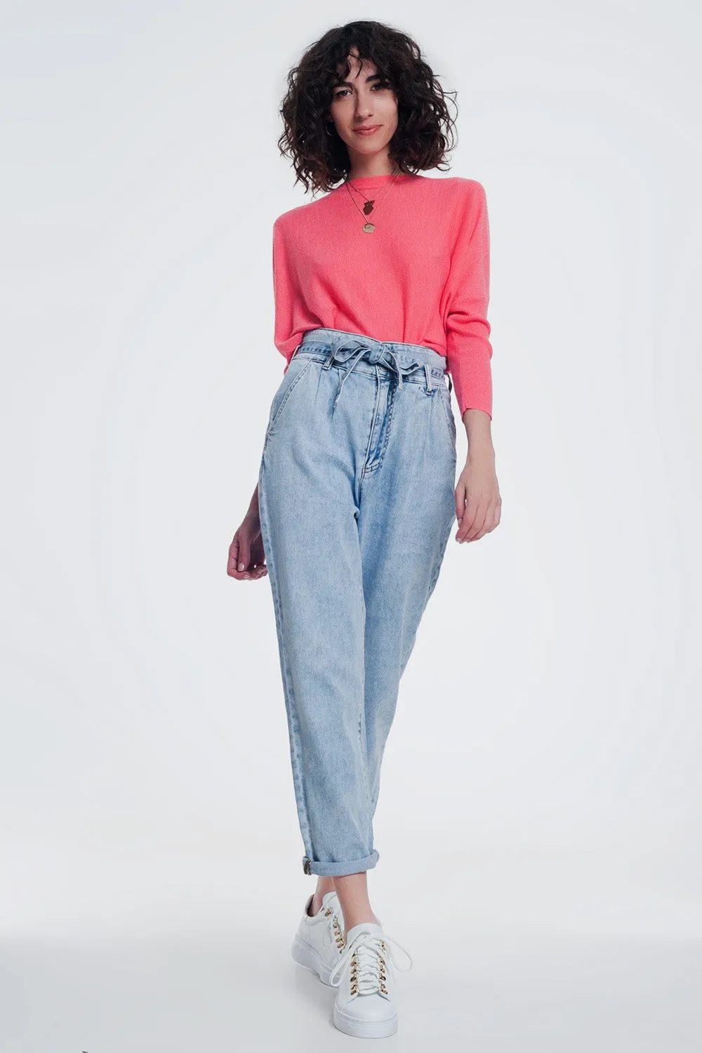 Straight Cut Belted Jeans in Light Denim