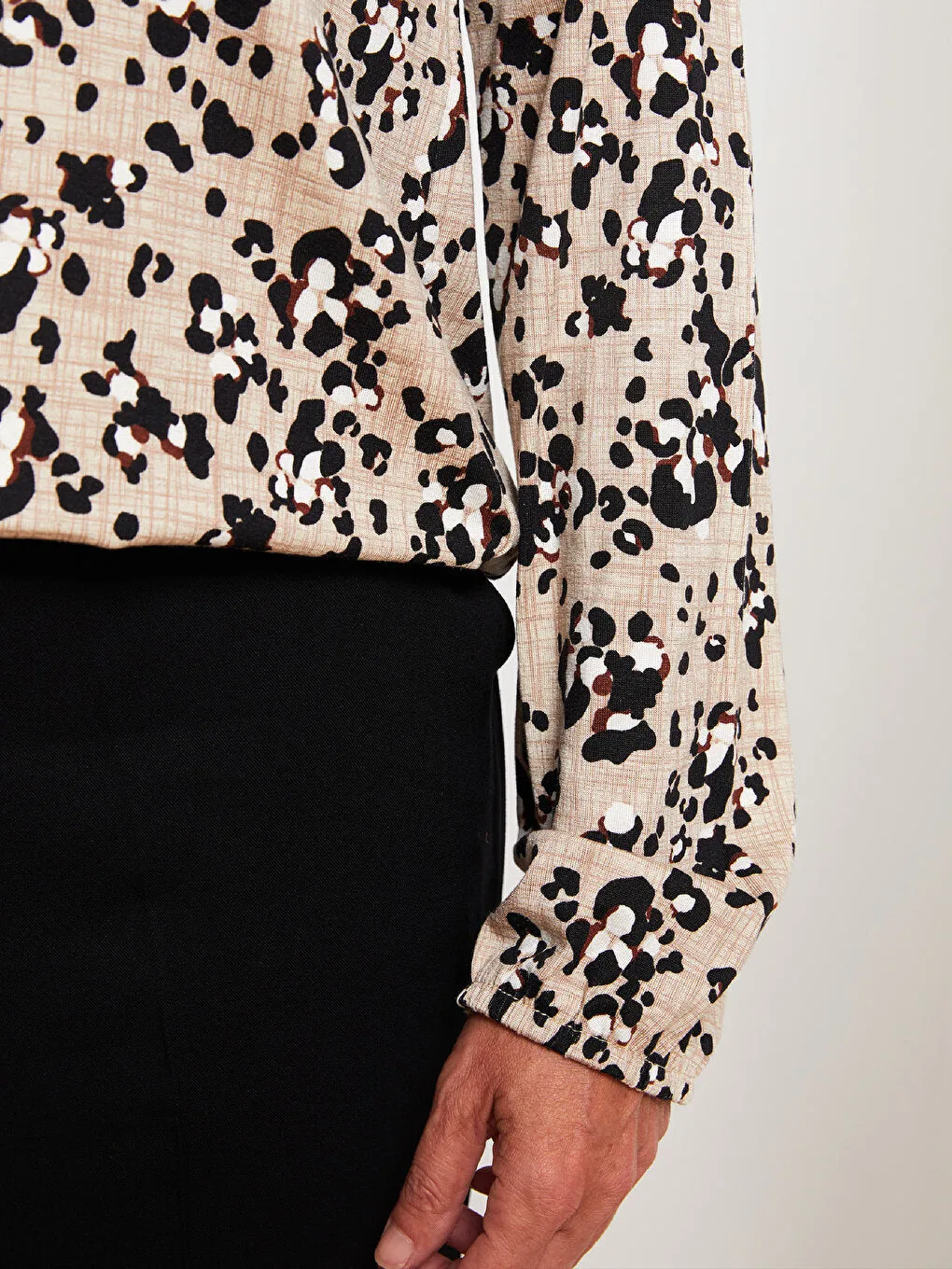 Tie Collar Patterned Long Sleeve Women's T-Shirt