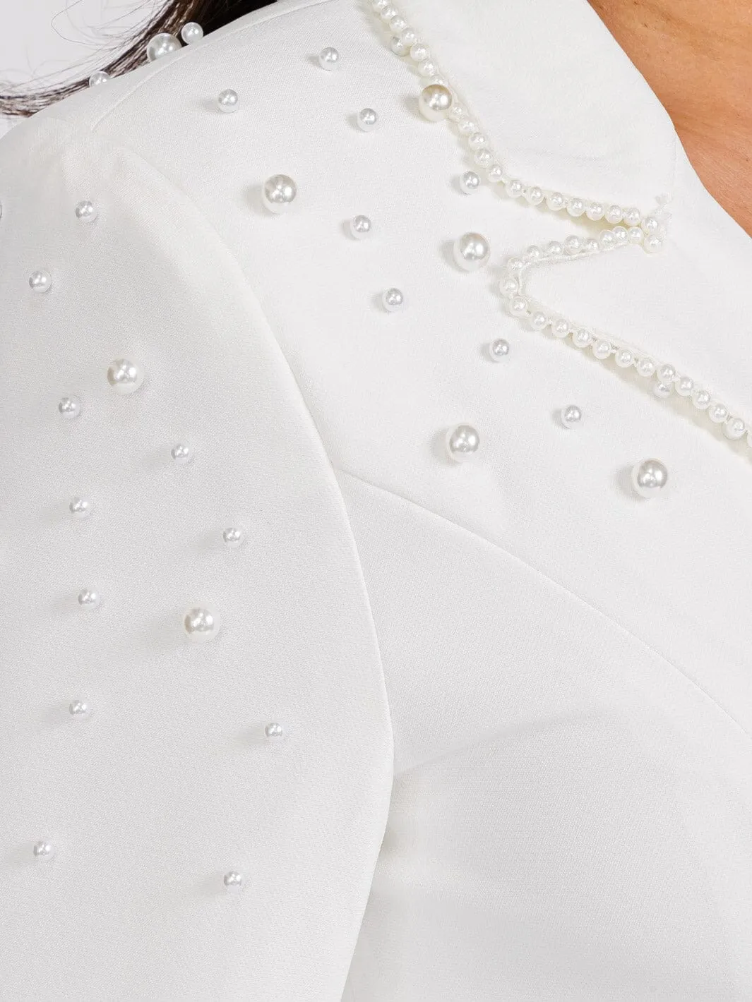 WOMEN'S LONG SLEEVE BUTTON CLOSURE PEARL BELTED MINI DRESS