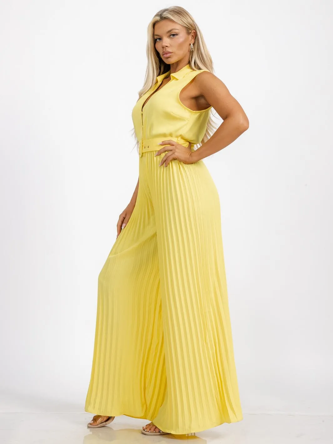 WOMEN'S SLEEVELESS BUTTON UP BELTED WIDE LEG PLEATED JUMPSUIT