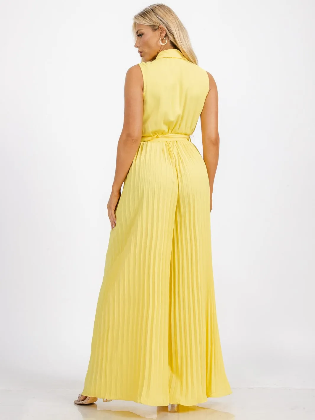 WOMEN'S SLEEVELESS BUTTON UP BELTED WIDE LEG PLEATED JUMPSUIT