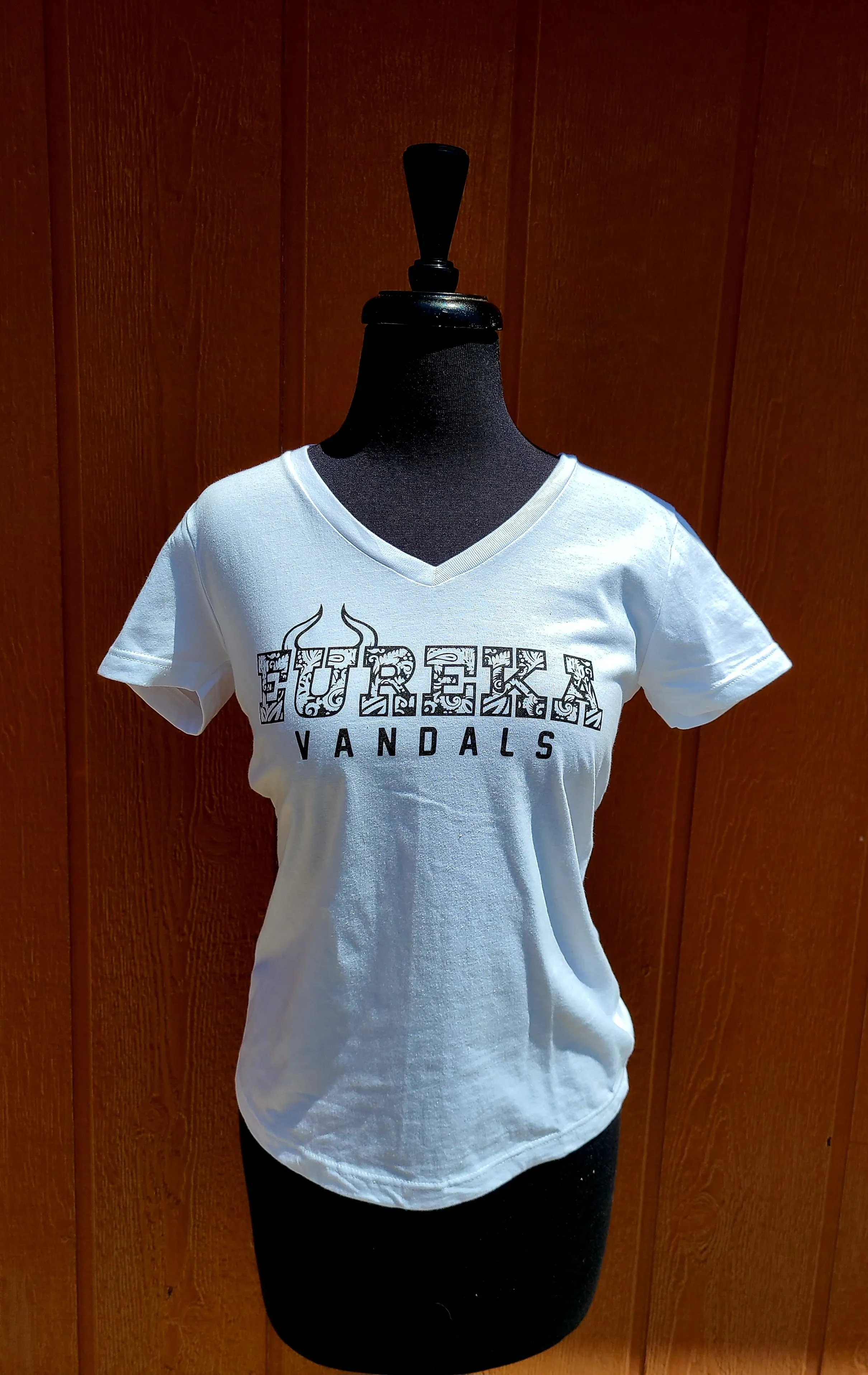 Women's V-Neck Paisley Horns Shirt